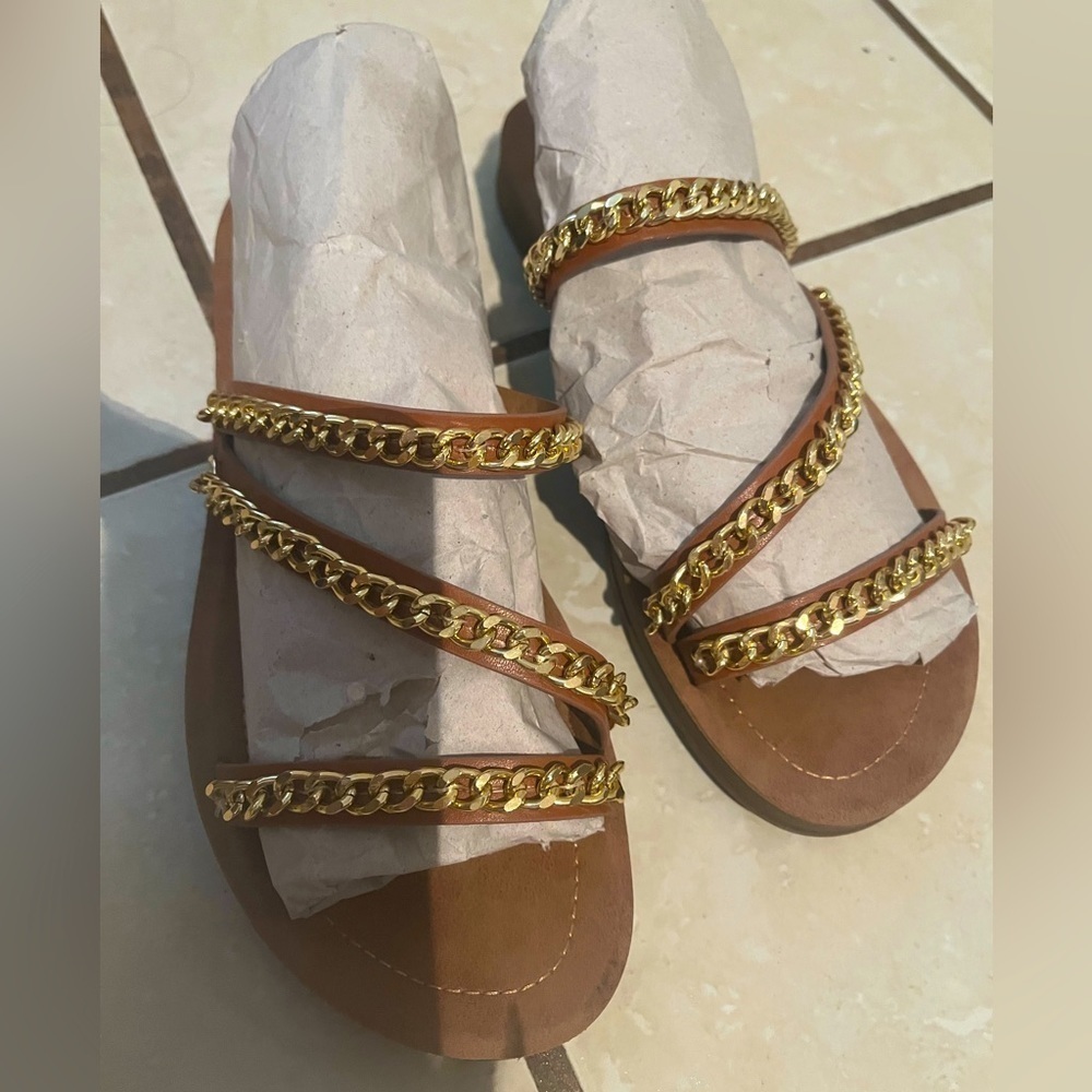 ⭐️Clee Women Sandals